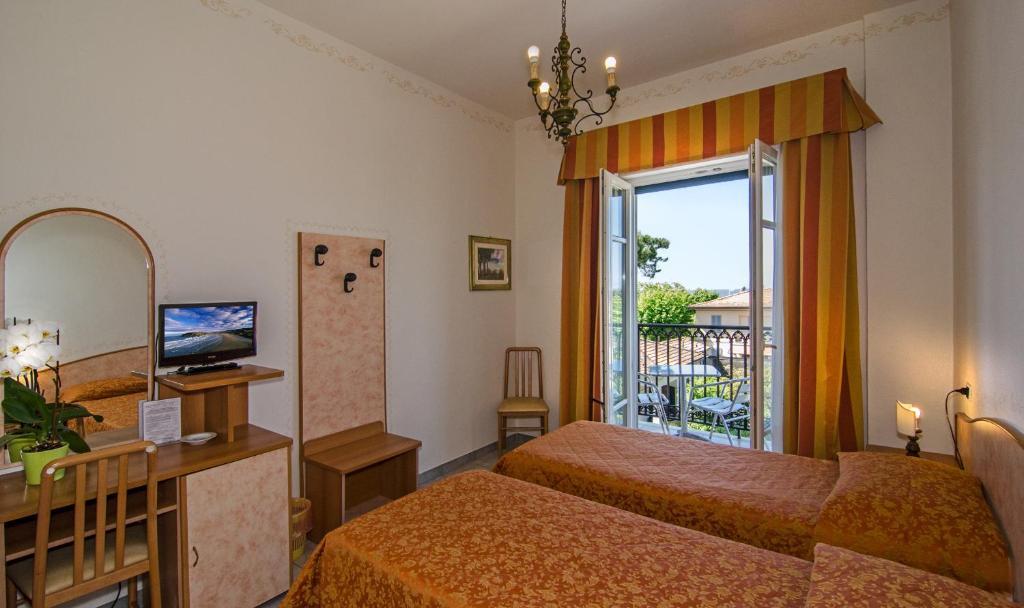 Hotel Villa Ombrosa Marina di Pietrasanta Room photo